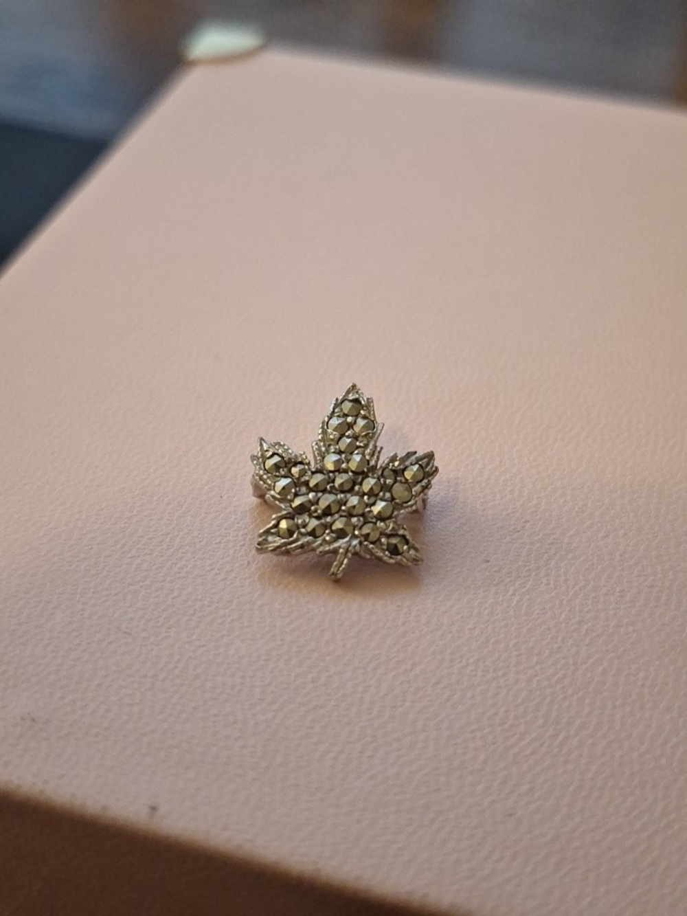 Vintage Silver Marcasite Maple Leaf Brooch - Metallic Silver